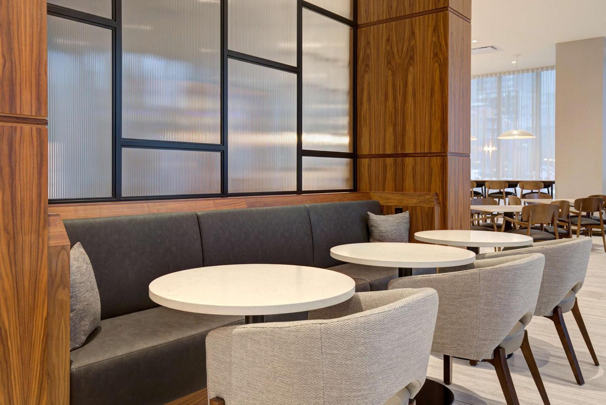 Homewood Suites By Hilton Montreal Downtown Buitenkant foto